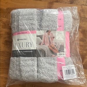 Sam’s Club Gray Cozy Robe, Brand New, size Small/Medium